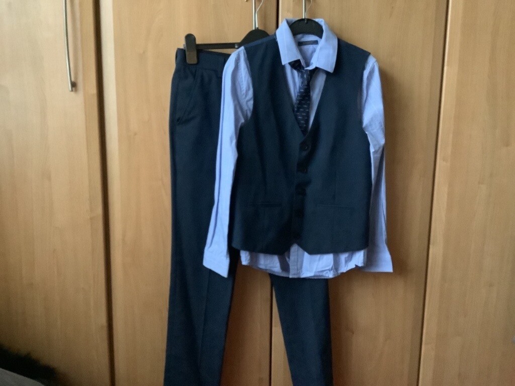boys suit age 12